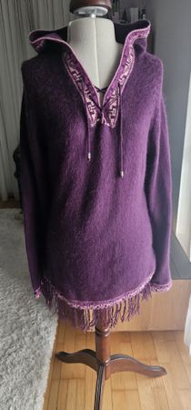 100 % Alpaka Pullover mit Kapuze, Gr. S/M, lila neu