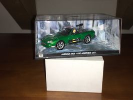 Jaguar XKR 1/43 die another day 007 Bond