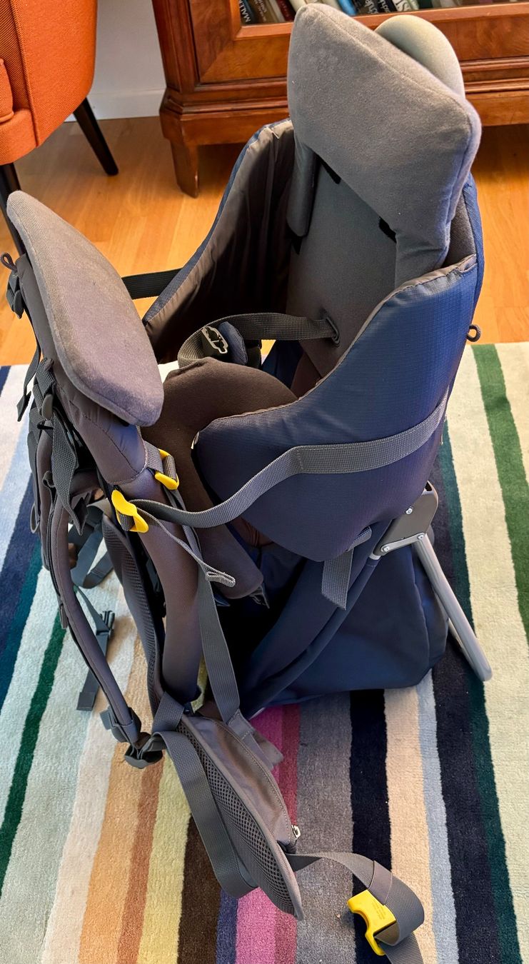 Sacs à dos: Top Kindertrage / Wanderrucksack – D'occasion à Zürich par drb_5ppb 2