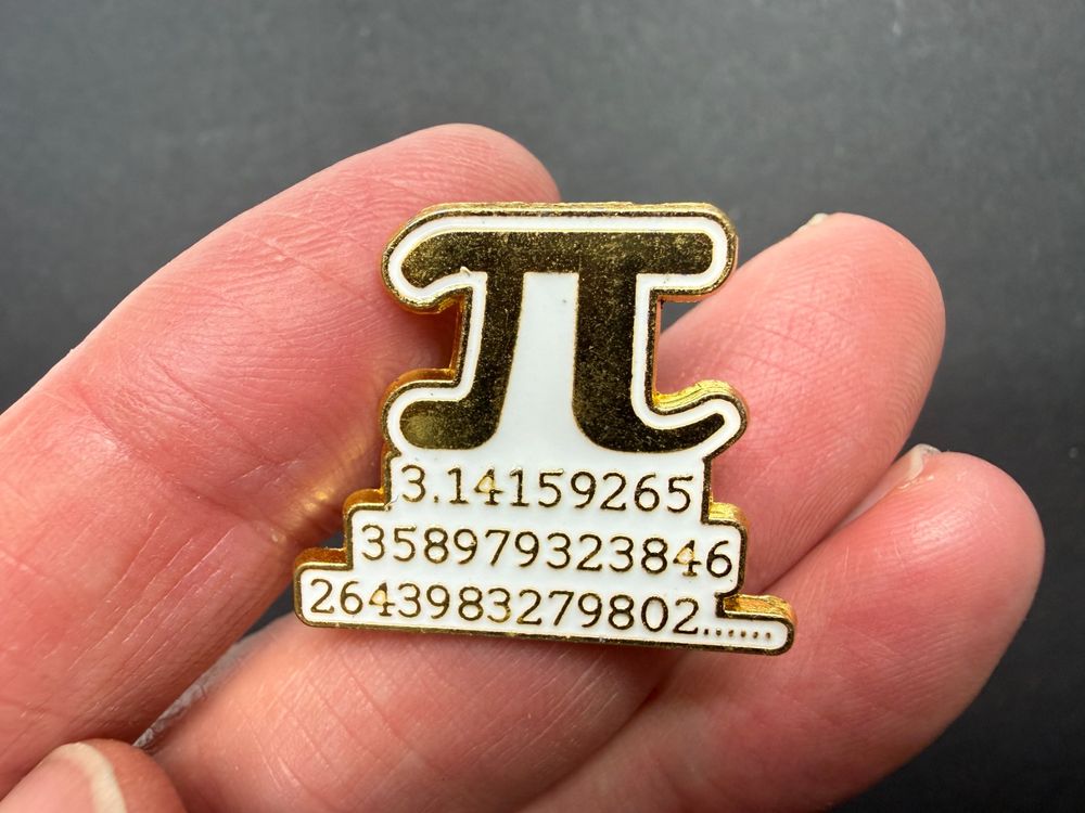 Sticker Pi (Neu und originalverpackt) in Lützelflüh-Goldb für CHF 1 ...