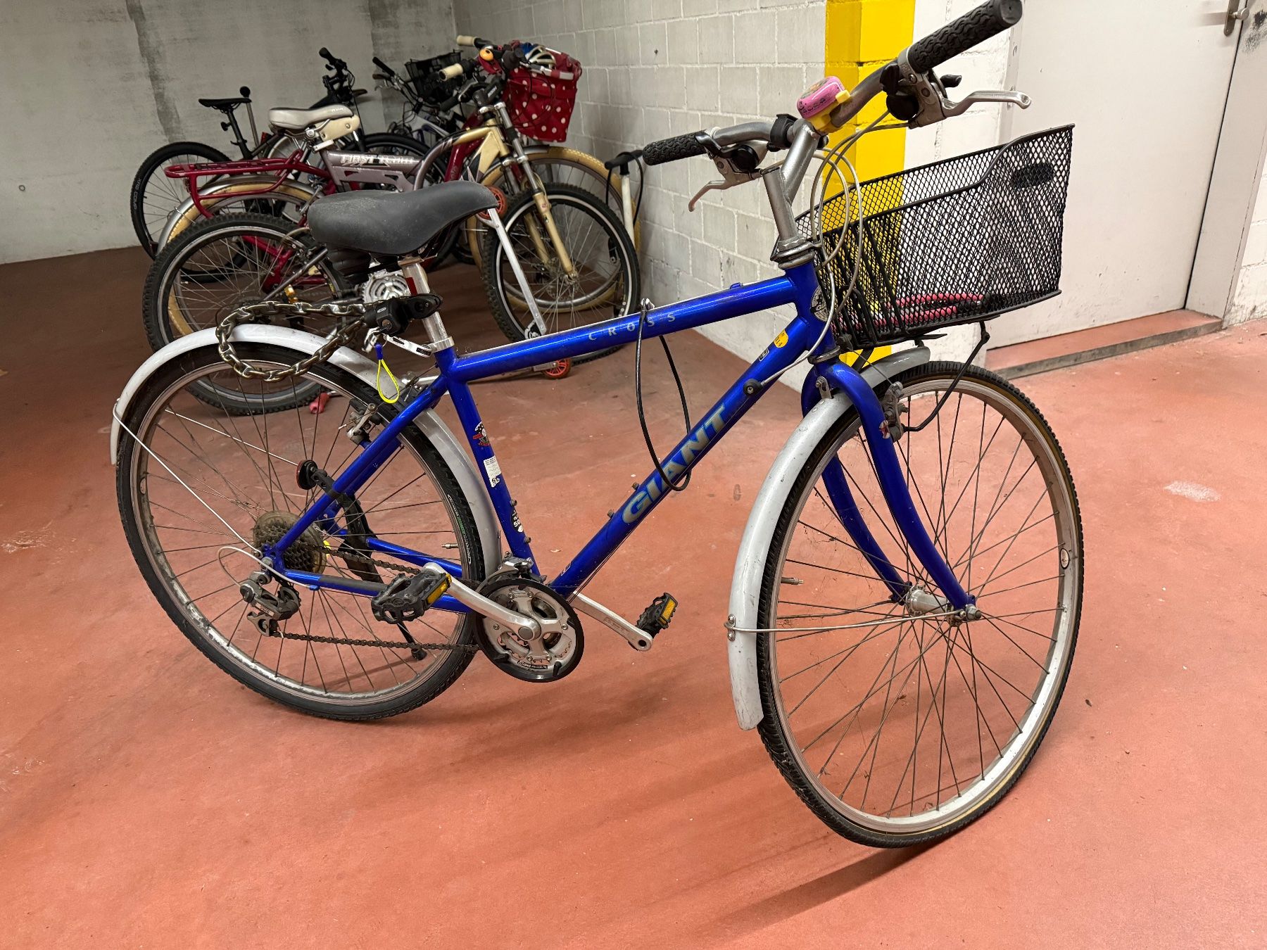 Giant Vélos: GIANT City Bike (Gratis oder Höchstgebot) – D'occasion à Männedorf par sthaller