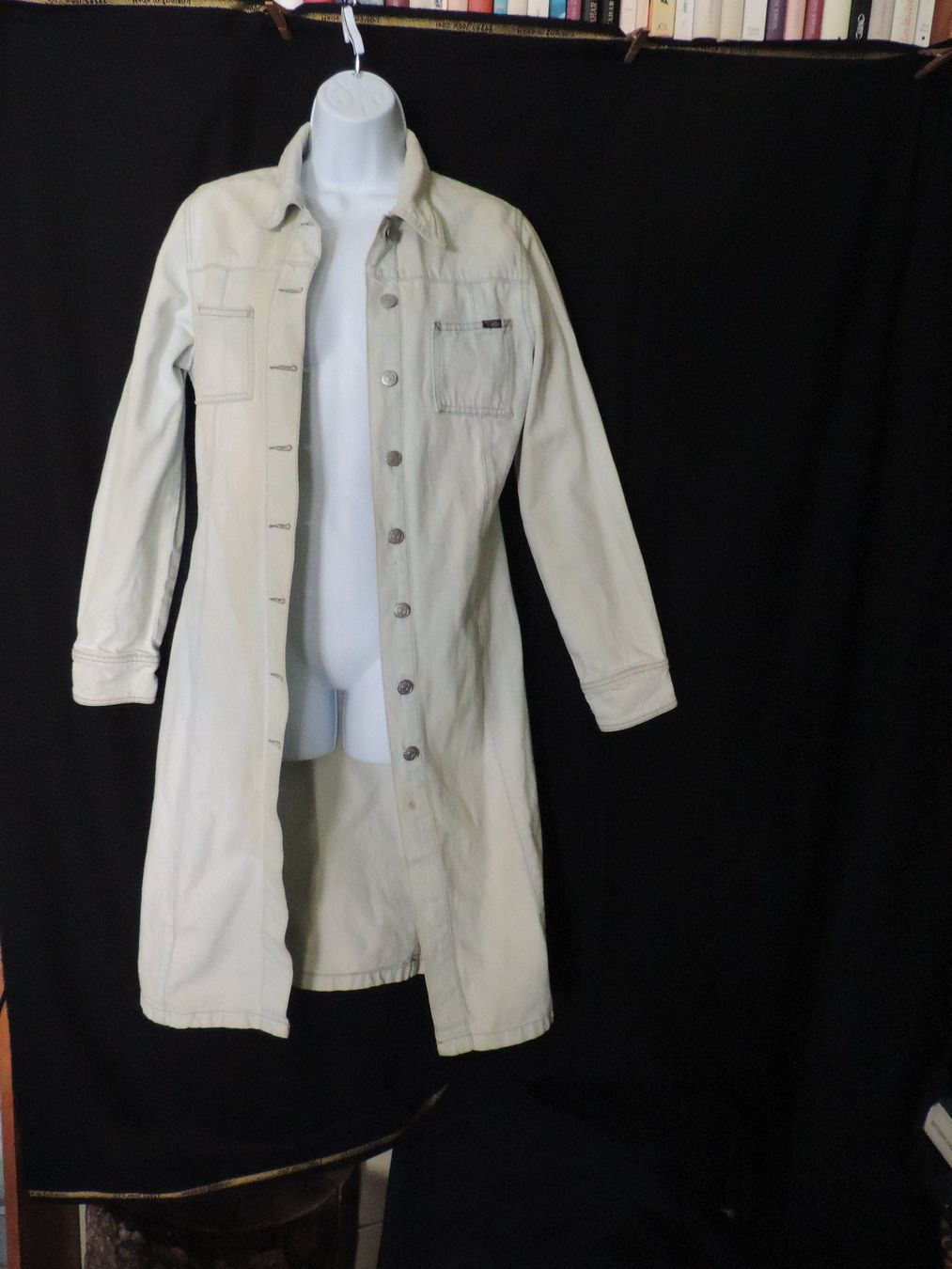 Giacche: veste longue en jeans bleu clair – Usato da Genève venduto da Axelle333 2