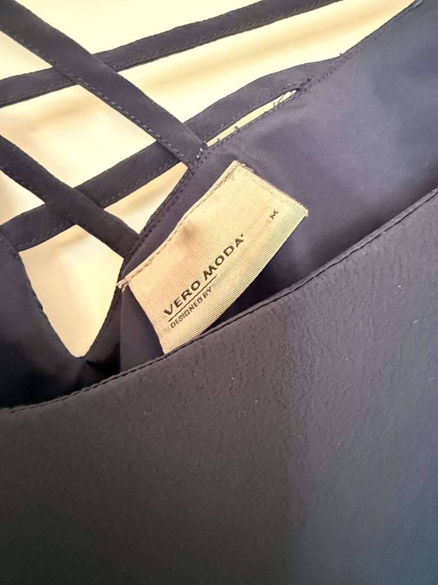 Tops: Top dunkelblau Grösse M – D'occasion à Belp par Lu96 1