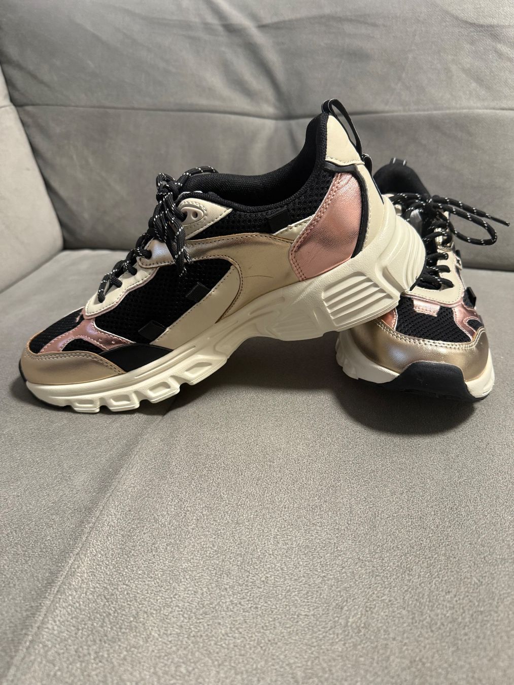 Scarpe da donna: XTI DAMEN SCHUHE GR.41 NEU – Nuovo (secondo la descrizione) da Uster venduto da SAMMELPOST