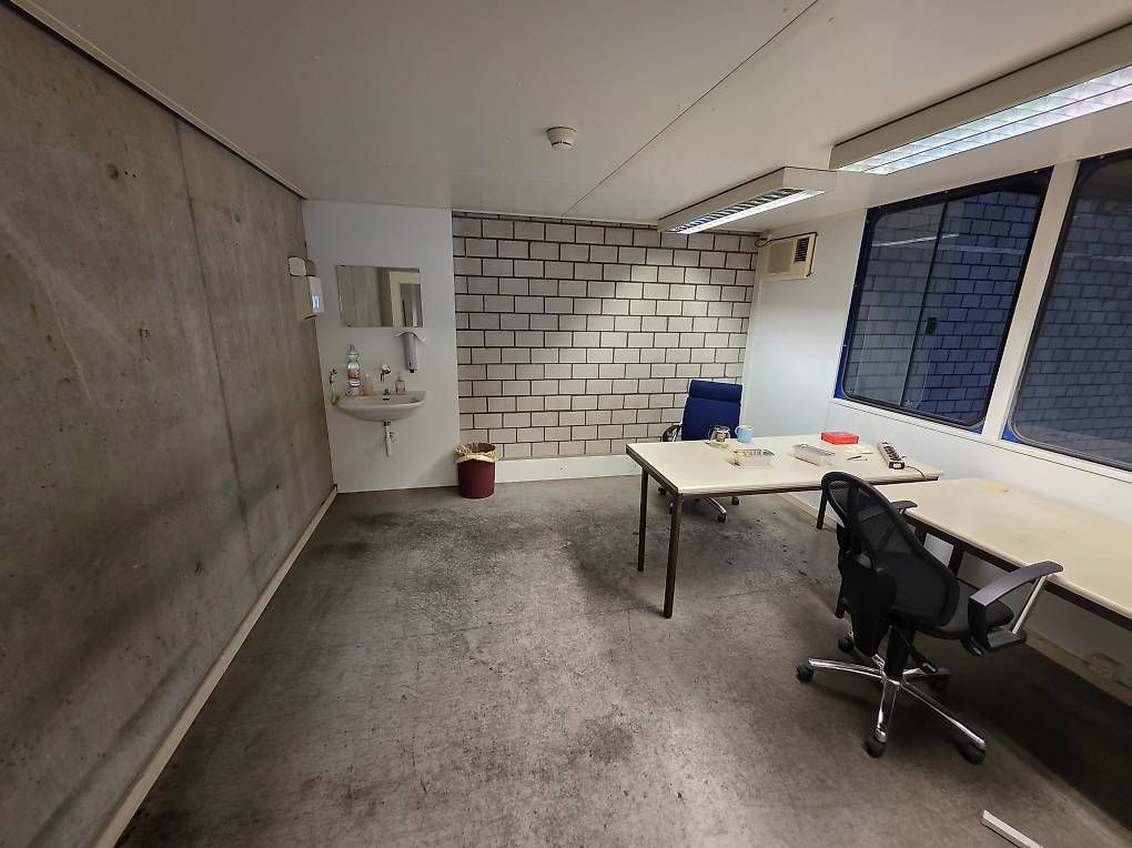 Schränke: Mobiles Büro – Gebraucht aus St. Antönien von easy_seller 1