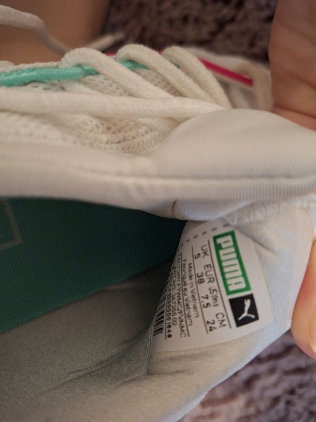 Puma Damenschuhe: Puma Turnschuhe, Gr. 38  – Neu (gemäss Beschreibung) aus Winterthur von Ausmisten2026 3