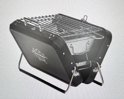 Holzkohlegrill Gentlemen‘s Hardware