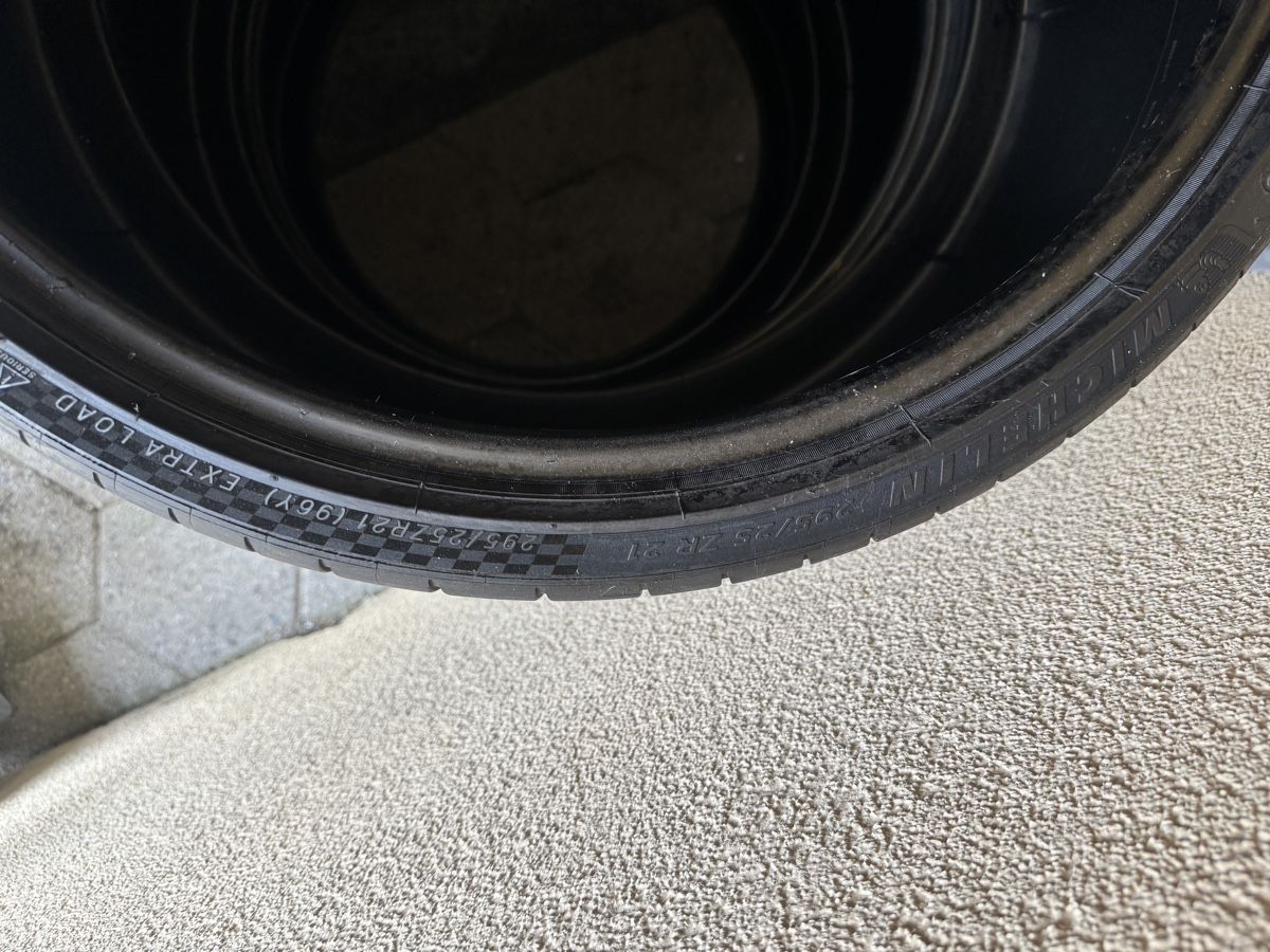 Pneumatici & Ruote complete: 255/30 21 & 295/25 21 Michelin 4s – Usato da Oftringen venduto da i.shq 3