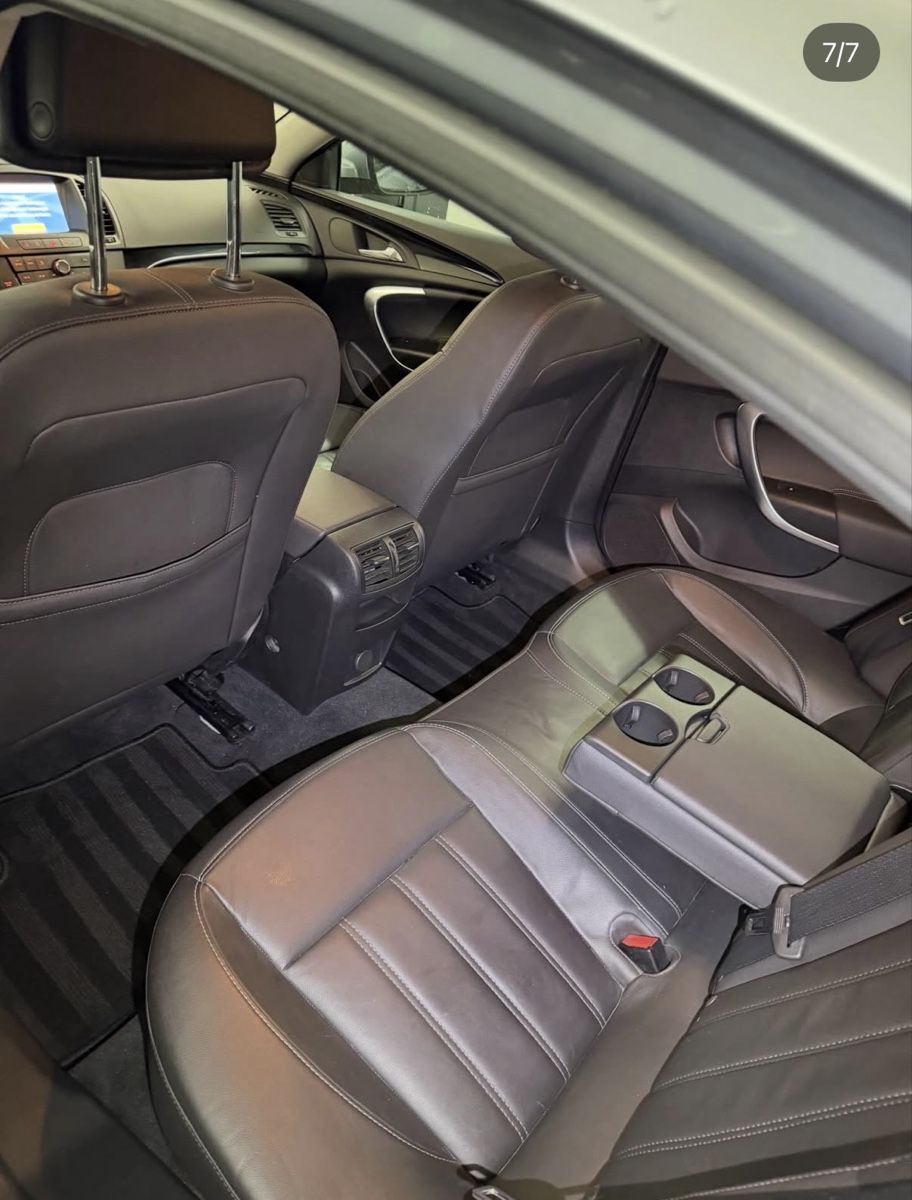 Opel Autos: Opel Insignia 2.8 Turbo 4x4 Automat – Defekt aus Luzern von dar_6dft 5