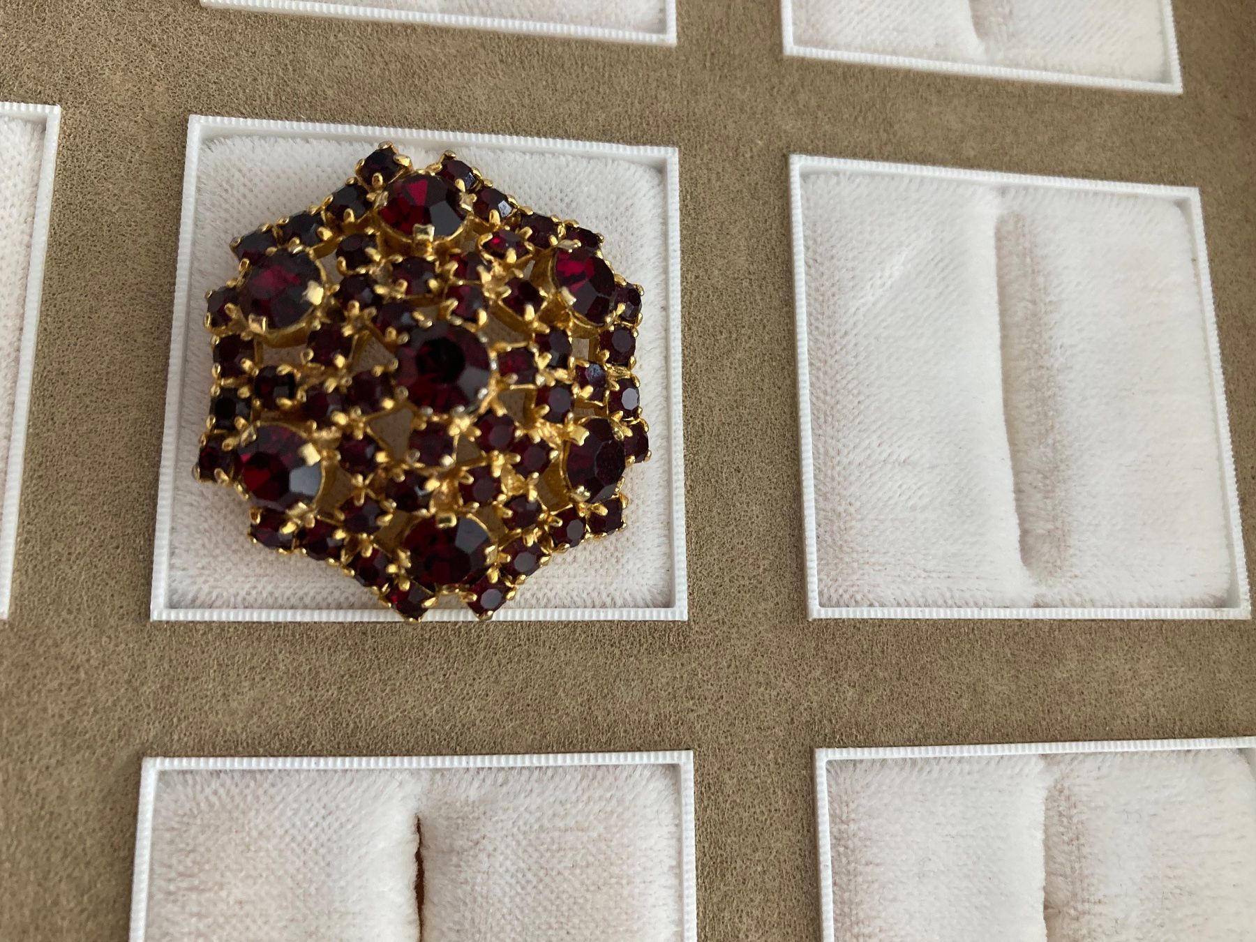 Gablonzer Broches & Aiguilles: Brosche – D'occasion à Oberägeri par Vargo11 6