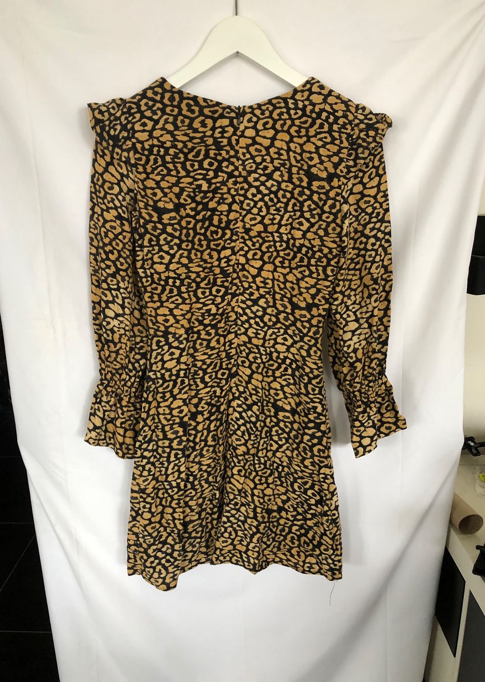 Zara Kleider: Superbe robe Zara imprimé léopard taille XS comme neuve – Neu (gemäss Beschreibung) aus Coppet von Vanessamode 1