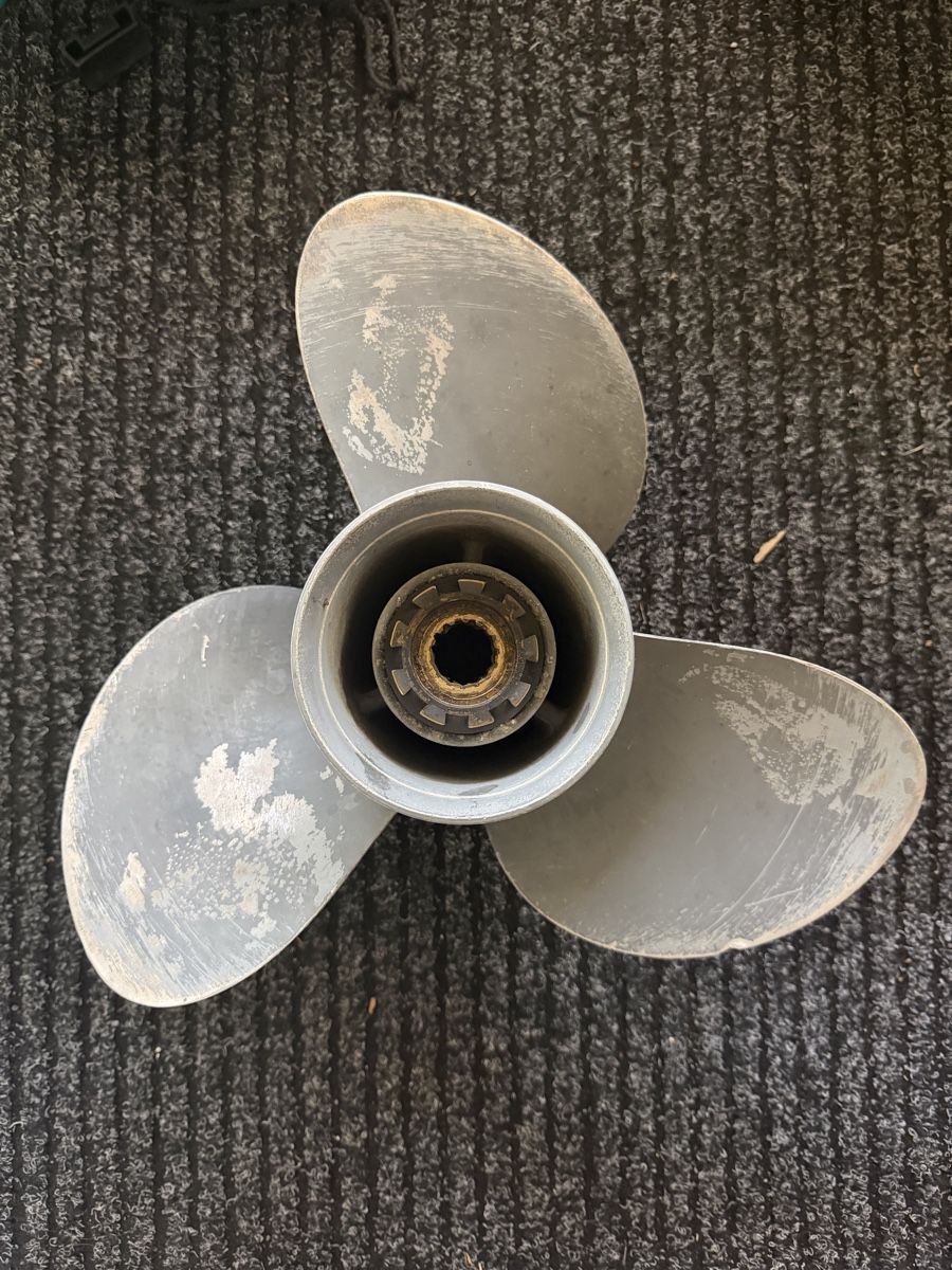 Honda Motori: Original Honda Propeller 13.5 x 15 – Usato da Stein am Rhein venduto da bep2