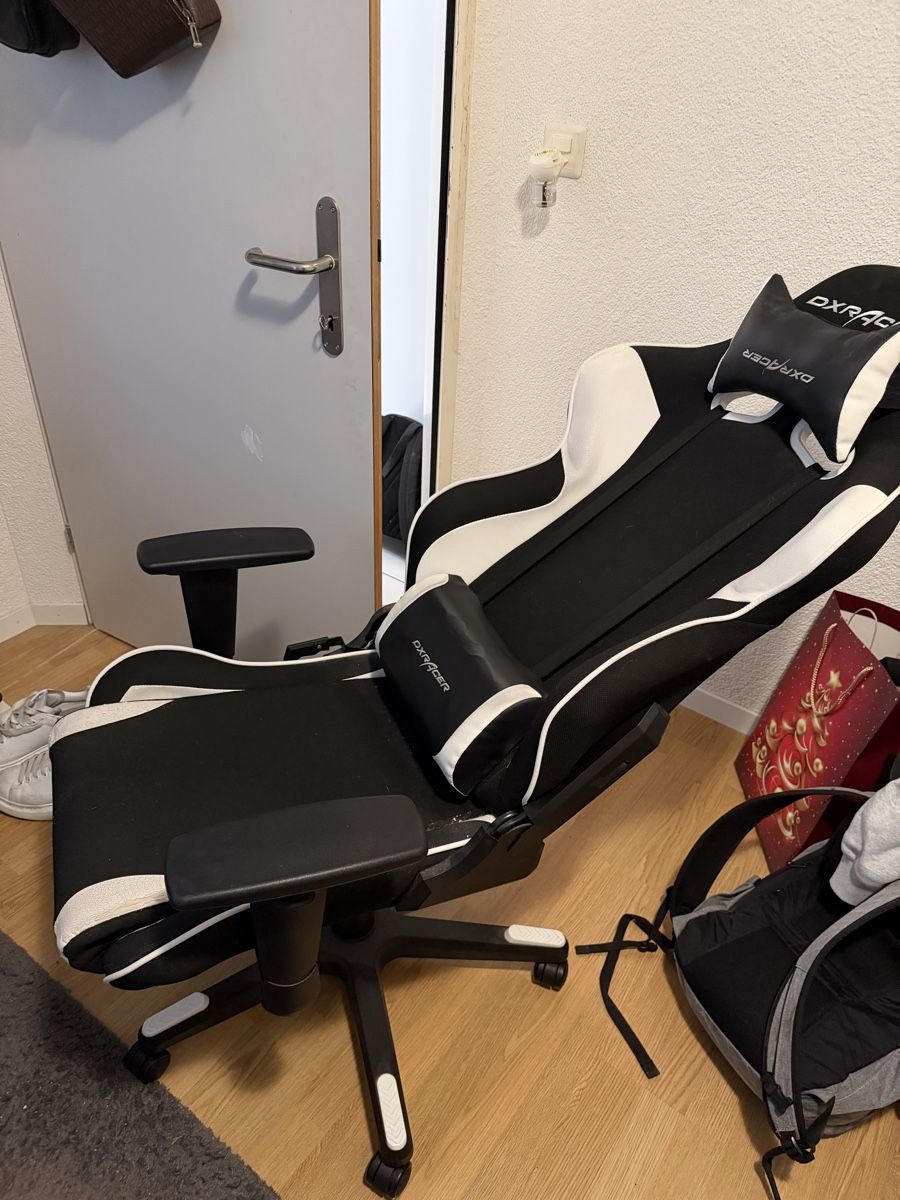 DXRacer Sedie: Dxracer Gaming Stuhl – Usato da Greppen venduto da Ksterntaler 1