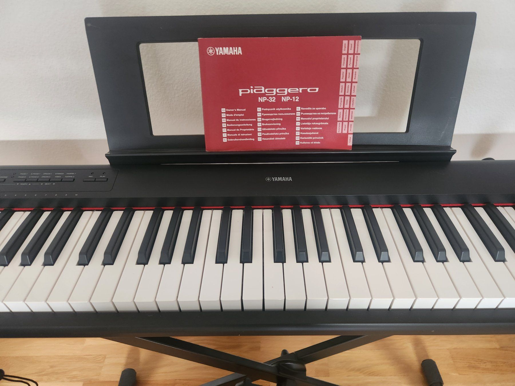 Yamaha Instruments de musique: Piaggero NP 12 mit Ständer – D'occasion à Zürich par DiePerlentaucher 2