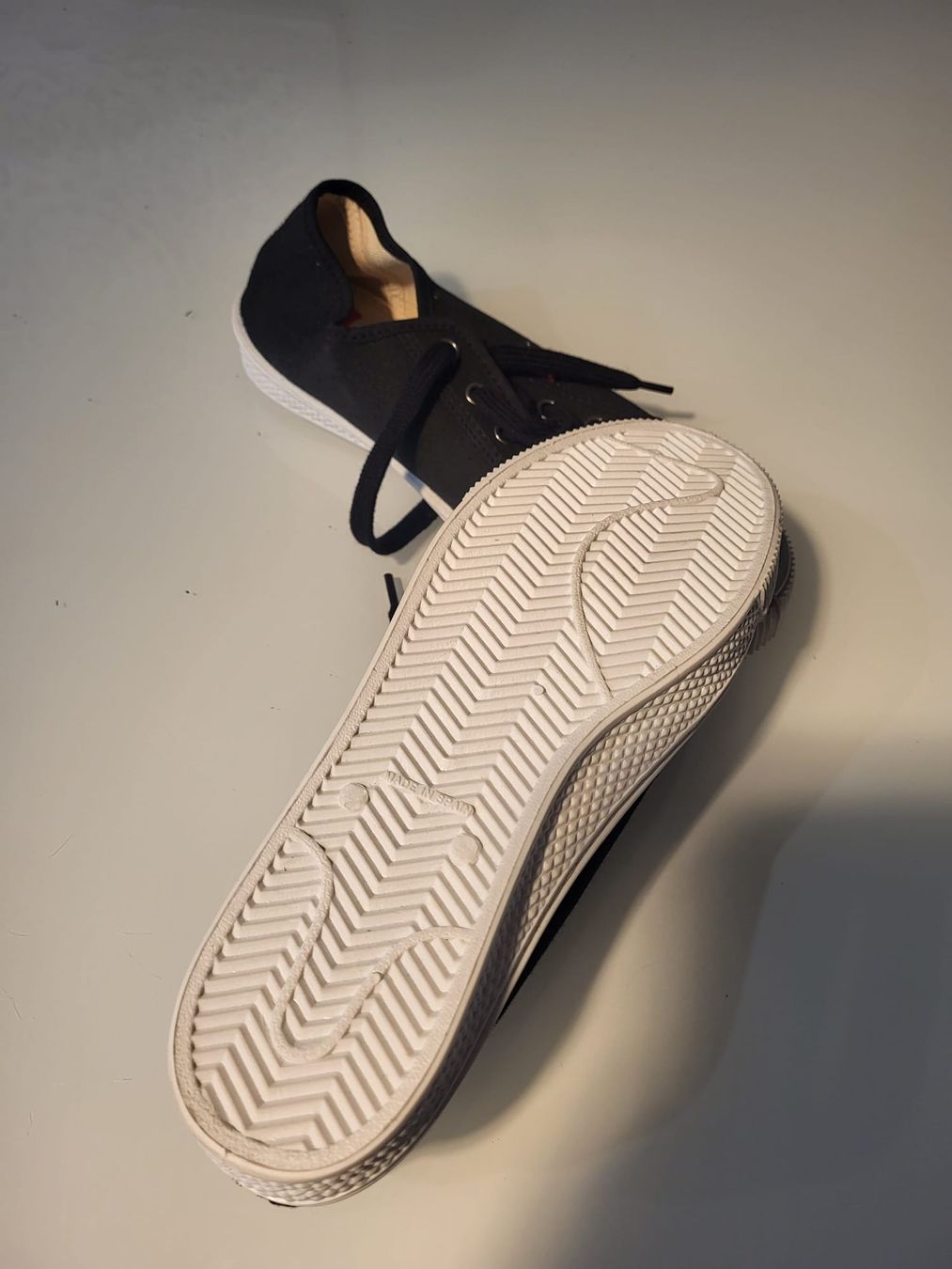 Levi's Scarpe da uomo: Baskets Levi's noires, taille 38 – Nuovo (secondo la descrizione) da Vevey venduto da Manatee29 1