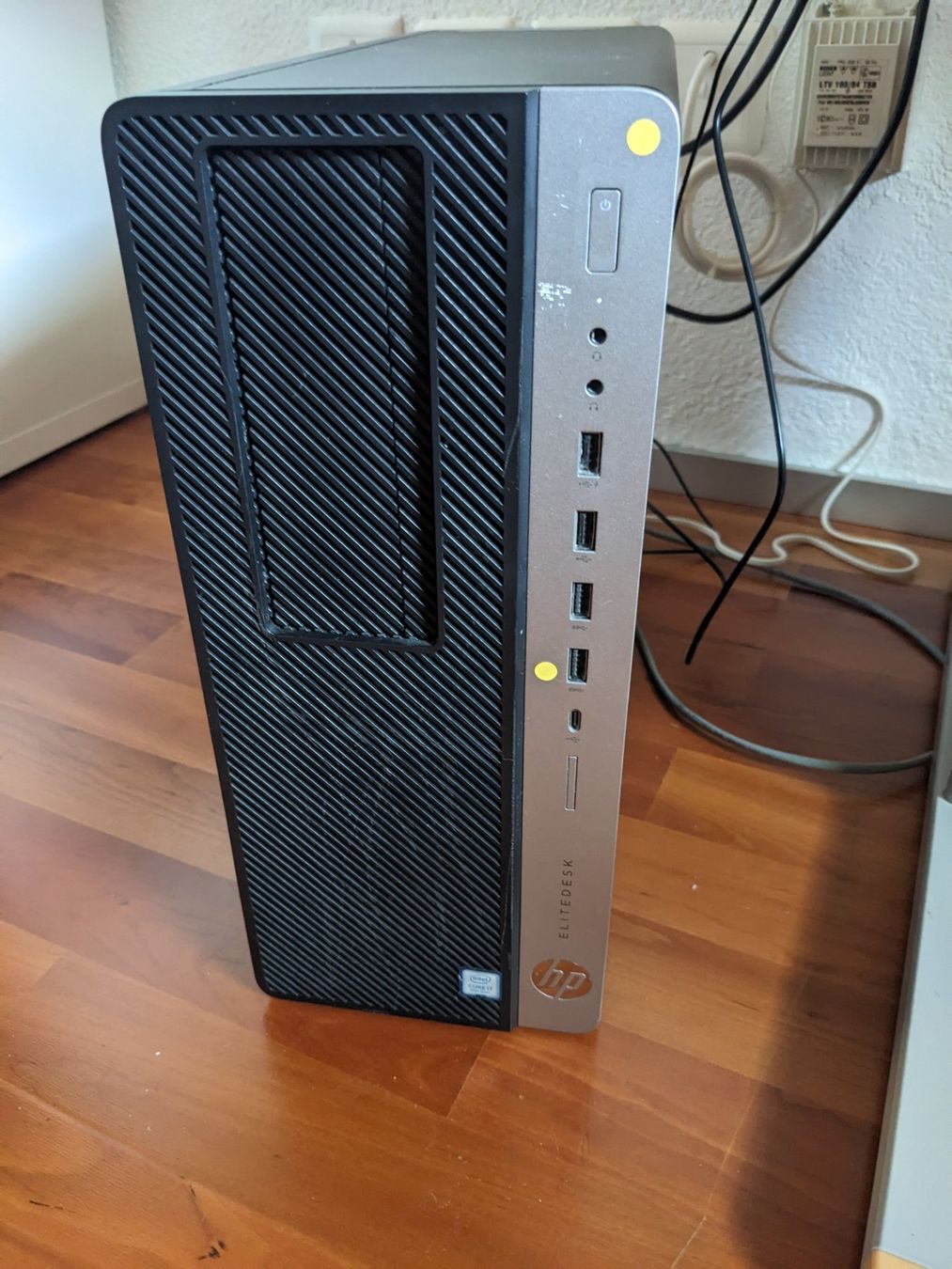 Hewlett Packard PCs: HP Elitetower – Gebraucht aus Ruswil von while