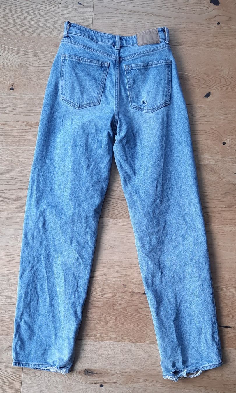 H&M Pantaloni: Mädchenjeans Gr.34 – Usato da Kirchberg SG venduto da renali 1