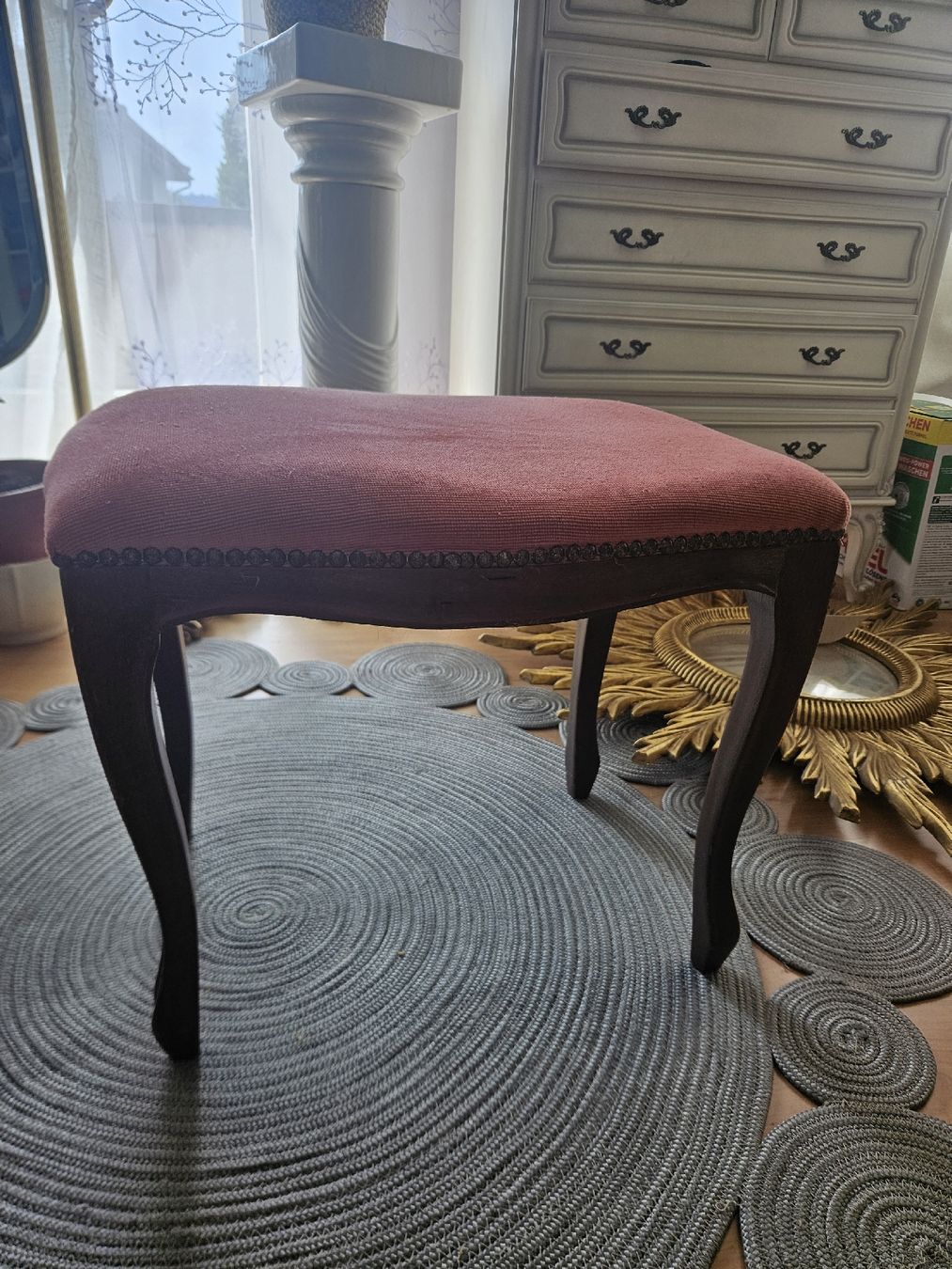 Hocker: Alte Hocker zur Renovierung   – Gebraucht aus Rickenbach b. Wil von pookie