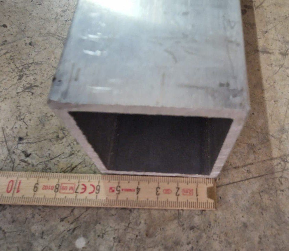 Profile: Aluminiumprofile 60 × 60 × 5 mm, 183 cm lang – Gebraucht aus Seengen von Pfoesu07 1