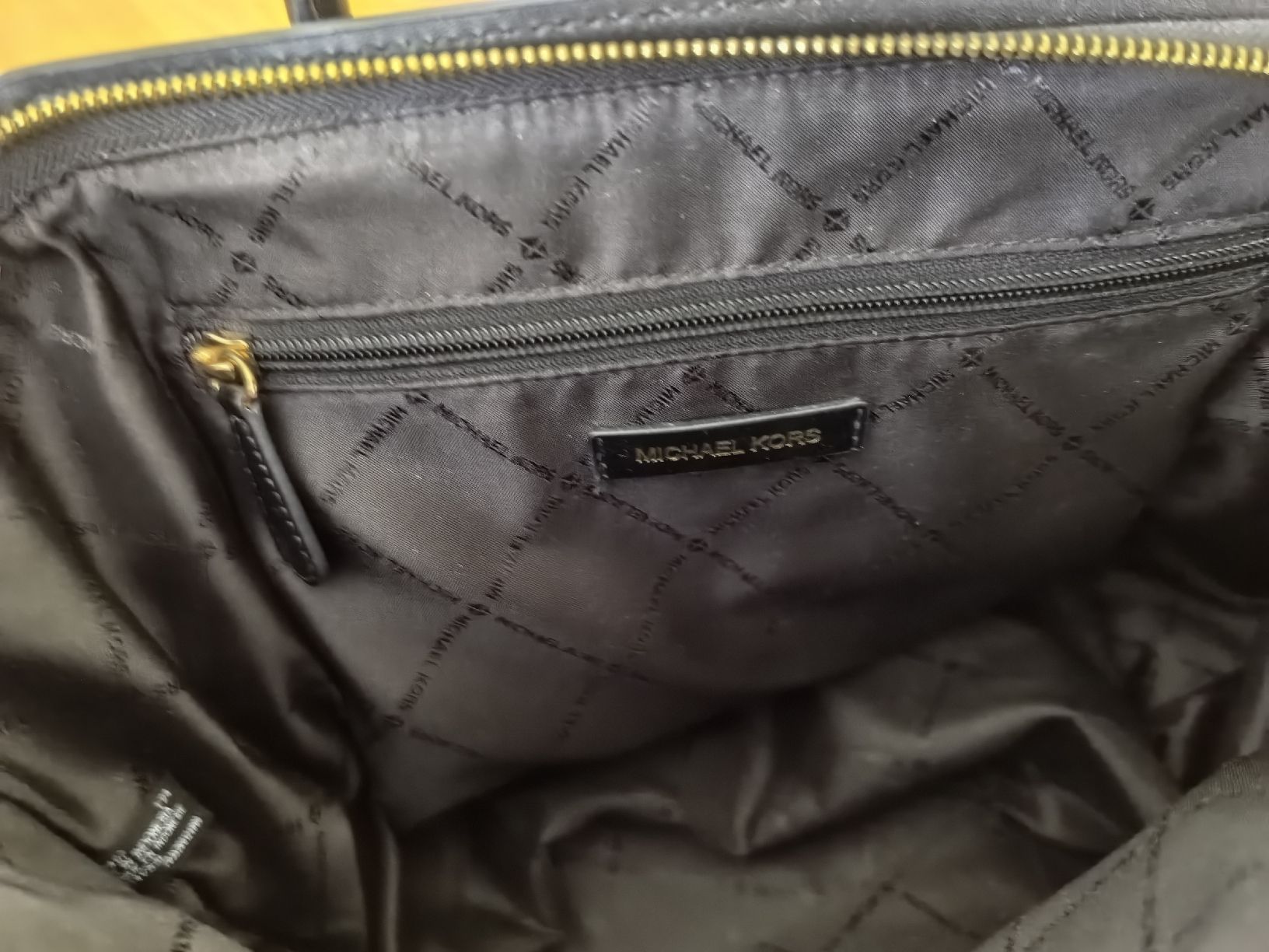 Michael Kors Taschen für Damen: Michael Kors Tasche  – Gebraucht aus Bad Ragaz von chenk24 3