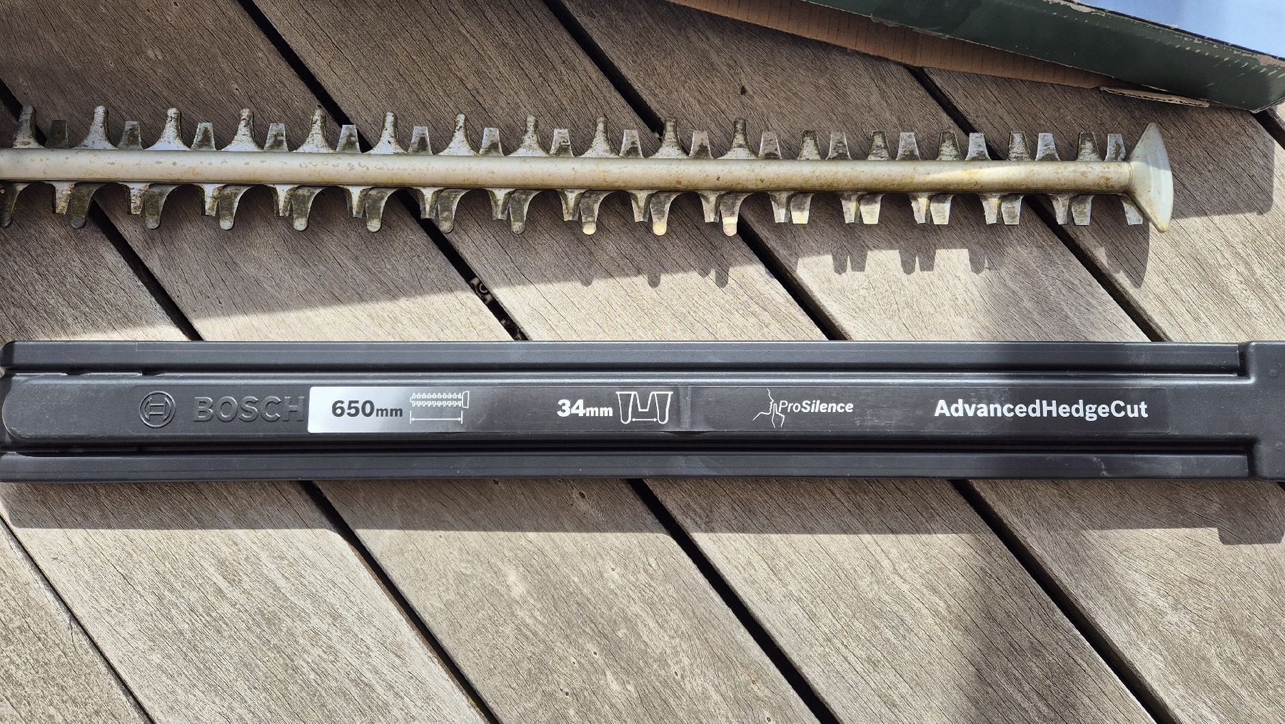 Tutte le macchine: Heckenschere Bosch AdvancedHedge Cut 65 – Usato da Bottmingen venduto da csc11 3