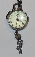 Steampunk Umhänge-Uhr Kugeluhr Quarzwerk