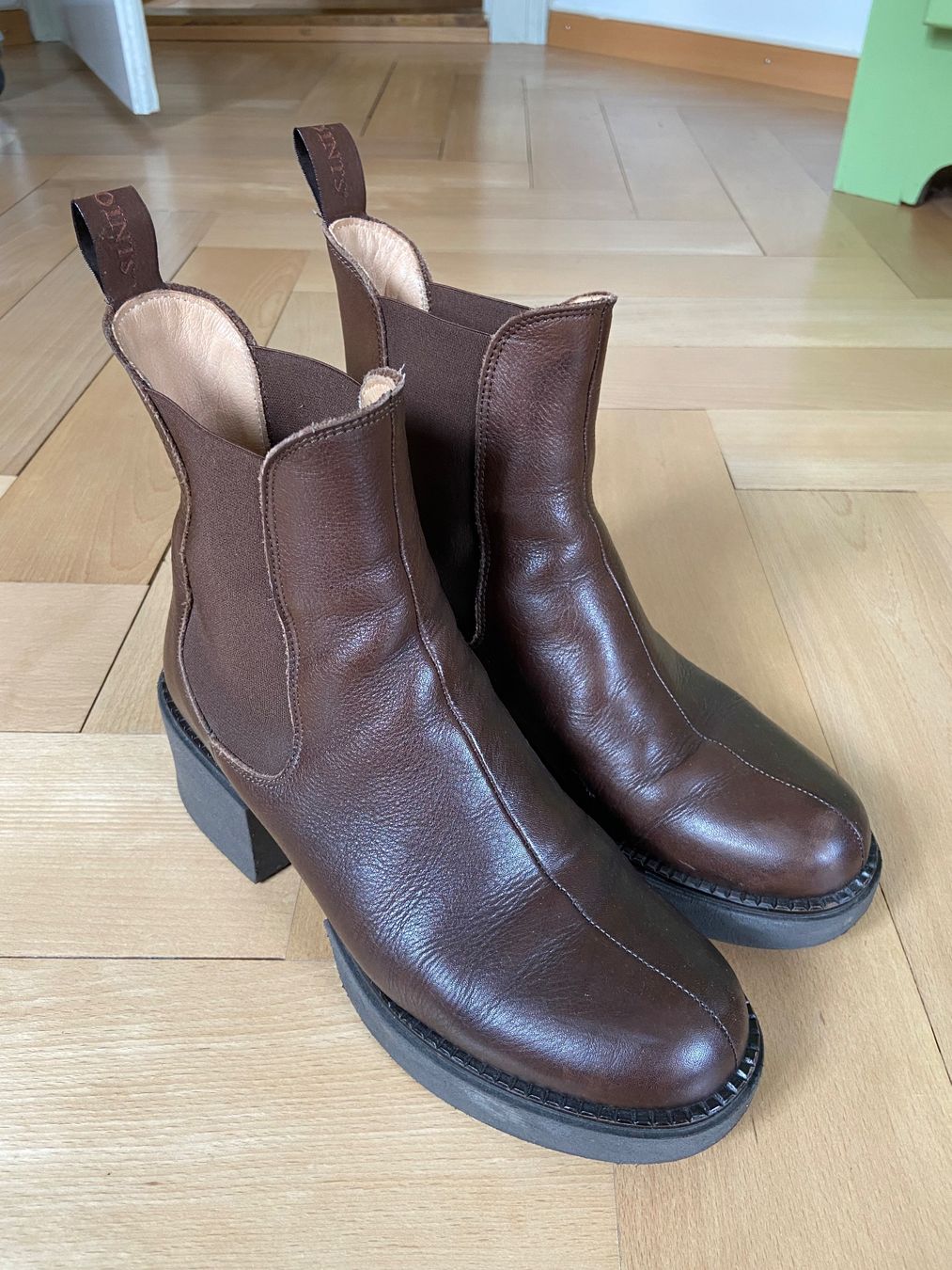 Scarpe da donna: Chelsea Boots Braun Leder – Usato da St. Gallen venduto da nro_8txt 1