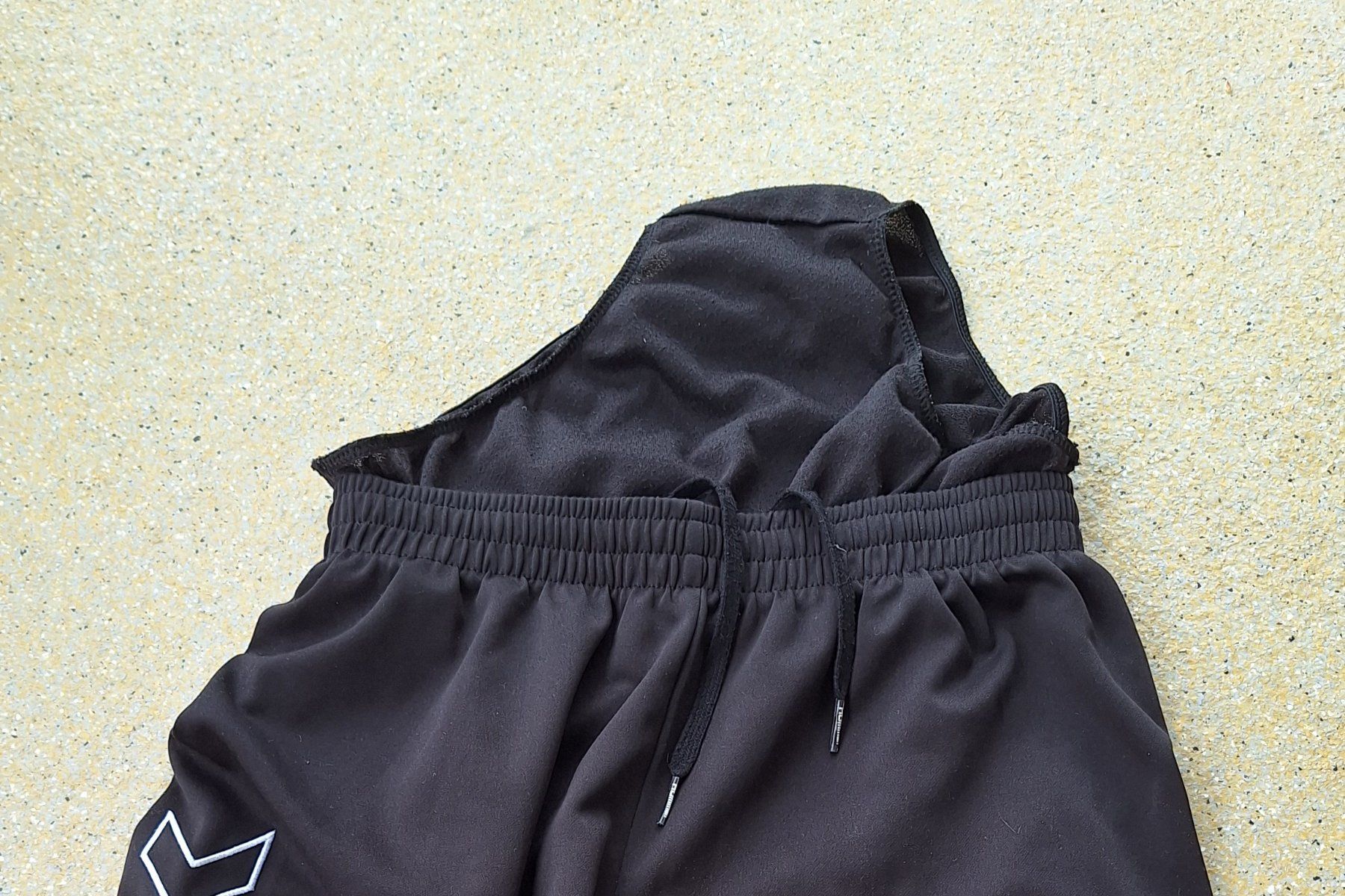 Hummel Hosen: Sporthose kurz, Hummel – Gebraucht aus Konolfingen von rose999 1