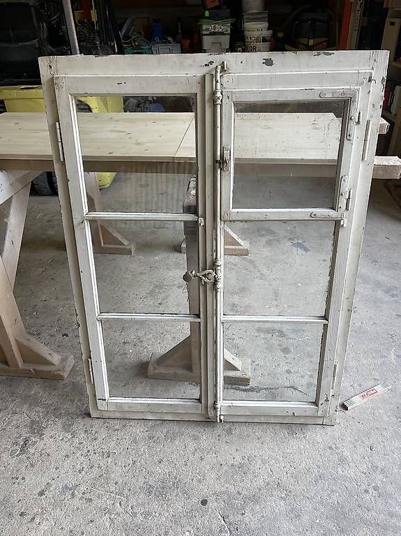 Fenêtres: Antikes Holzfenster – D'occasion à Reichenbach i. K. par fra_vpj6
