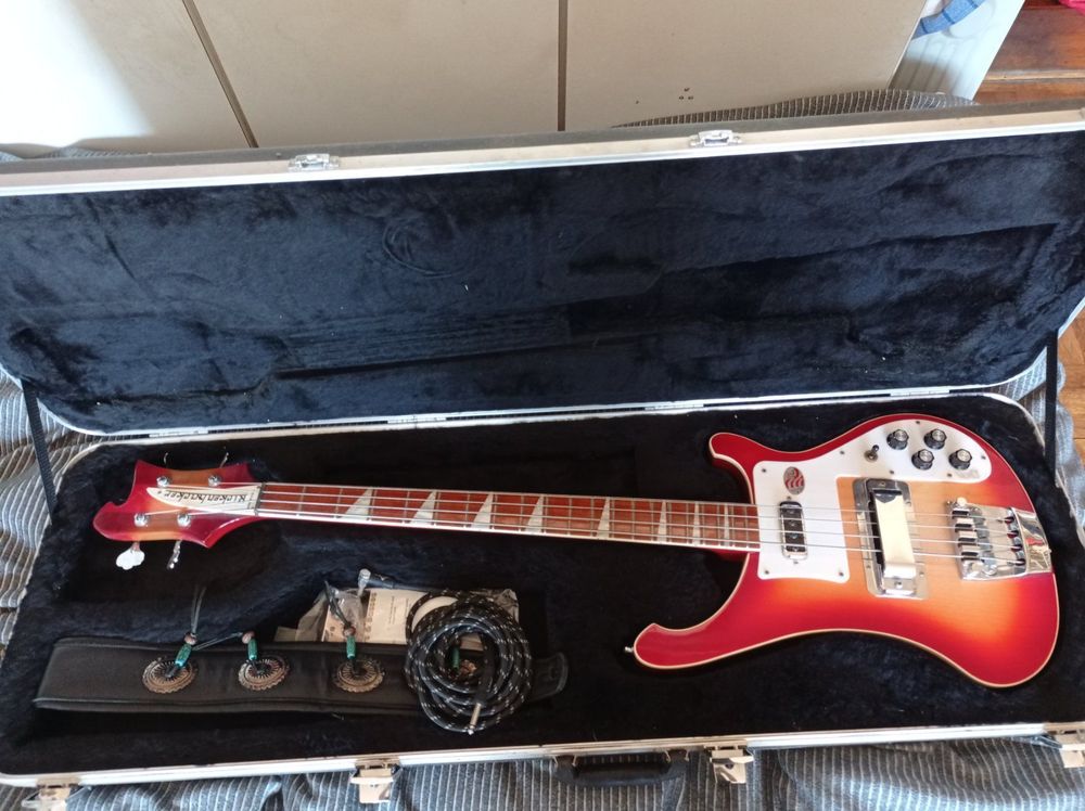 Rickenbacker 4003 Fireglo + amp TC Elec | Kaufen auf Ricardo