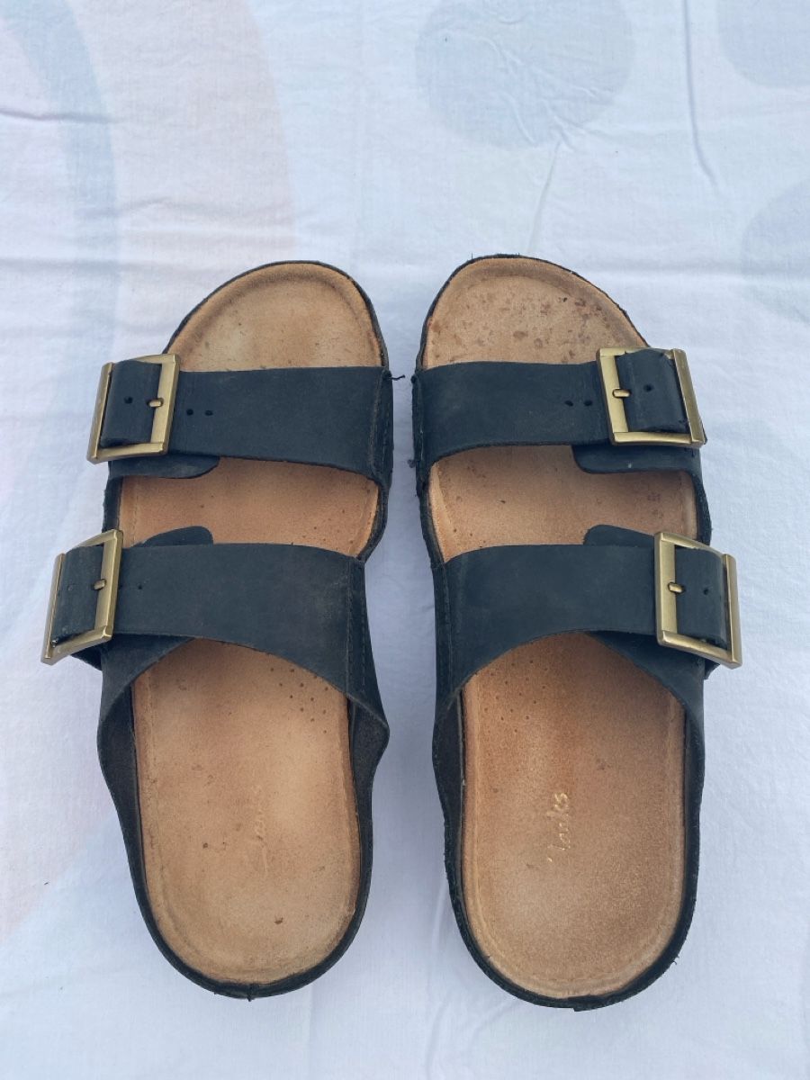 Clarks Chaussures femmes: Sandales Clarks t. 39 – D'occasion à Lonay par Ikoko 1