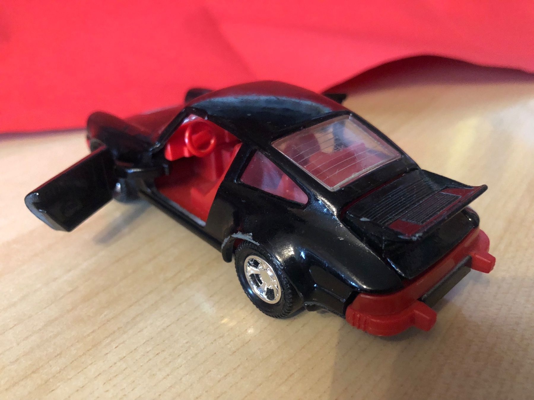 Matchbox Modellini d'auto: Modellauto Porsche Turbo / Matchbox Super Kings – Usato da Rümligen venduto da Sibill 4