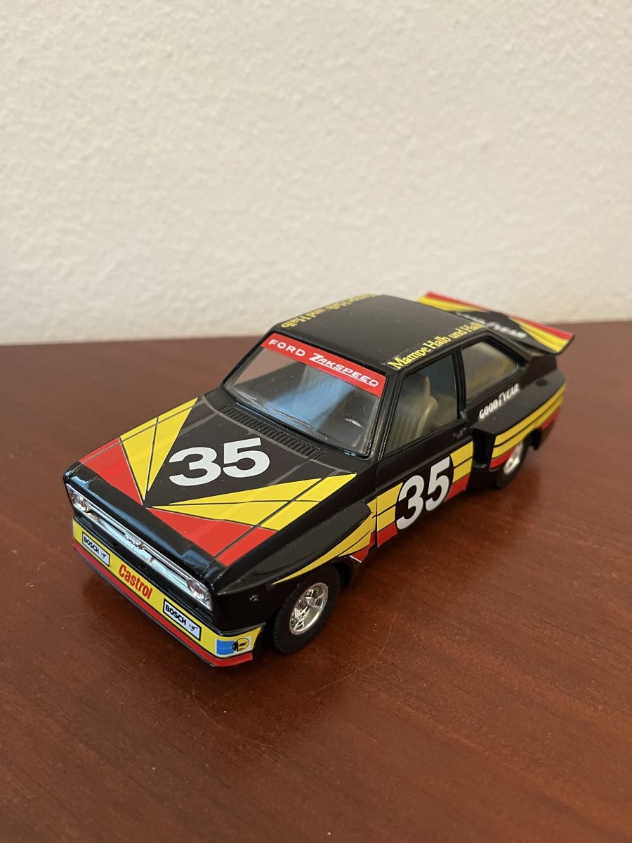 Bburago Modellini d'auto: Ford Escort Zakspeed Bburago – Usato da Wabern venduto da Housi78