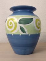 Handbemalte Vase mit floralem Dekor
