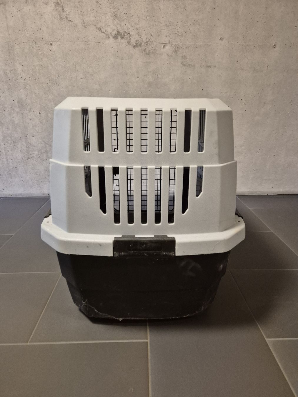 Gabbie, trasporto & Sicurezza: Large dog transport box – Usato da Lenzburg venduto da wojcikar 2