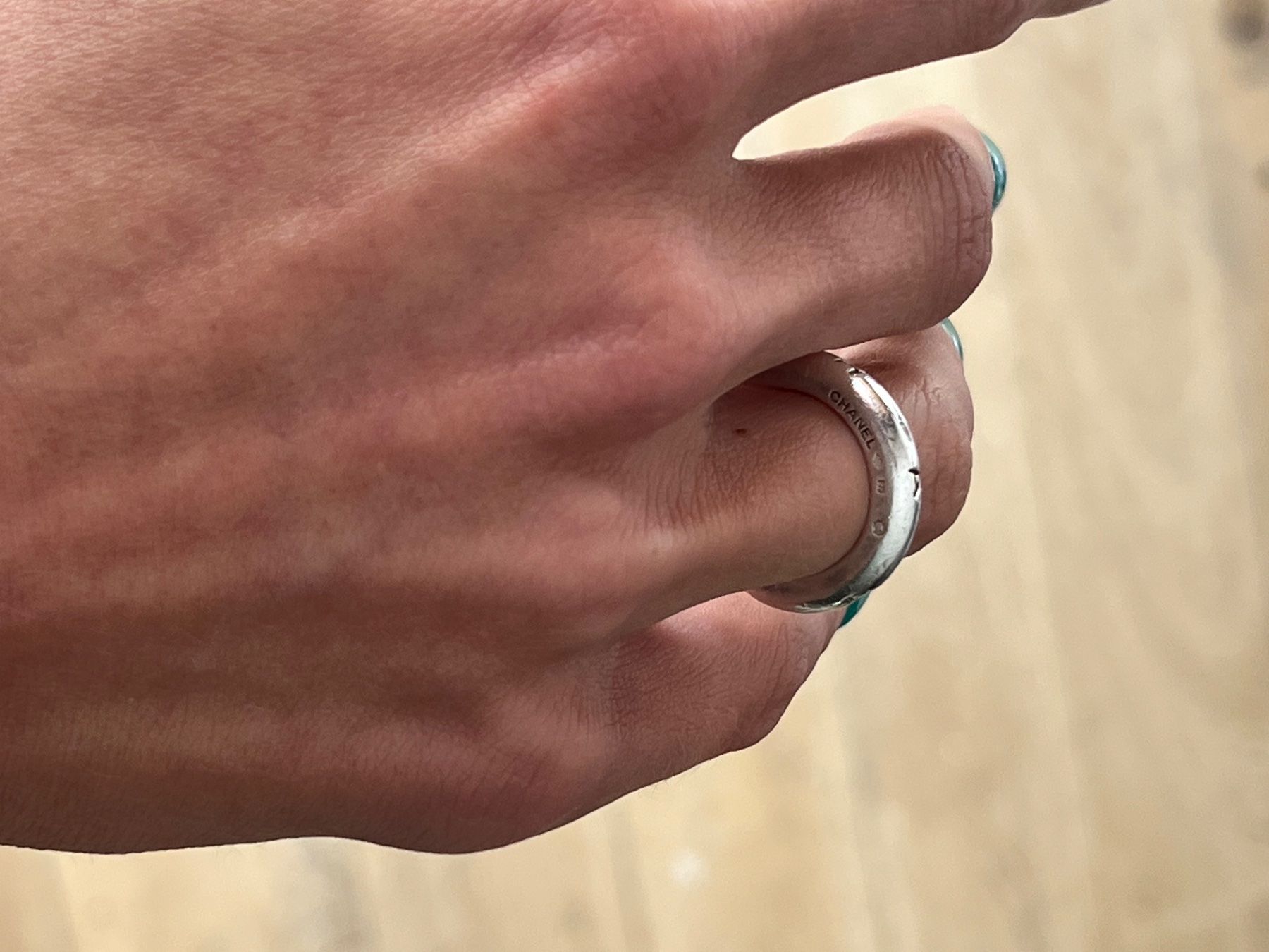 Chanel Anelli: Bague Chanel authentique, taille 51-52, état impeccable! – Usato da Le Châble VS venduto da ekb_wdn2 7