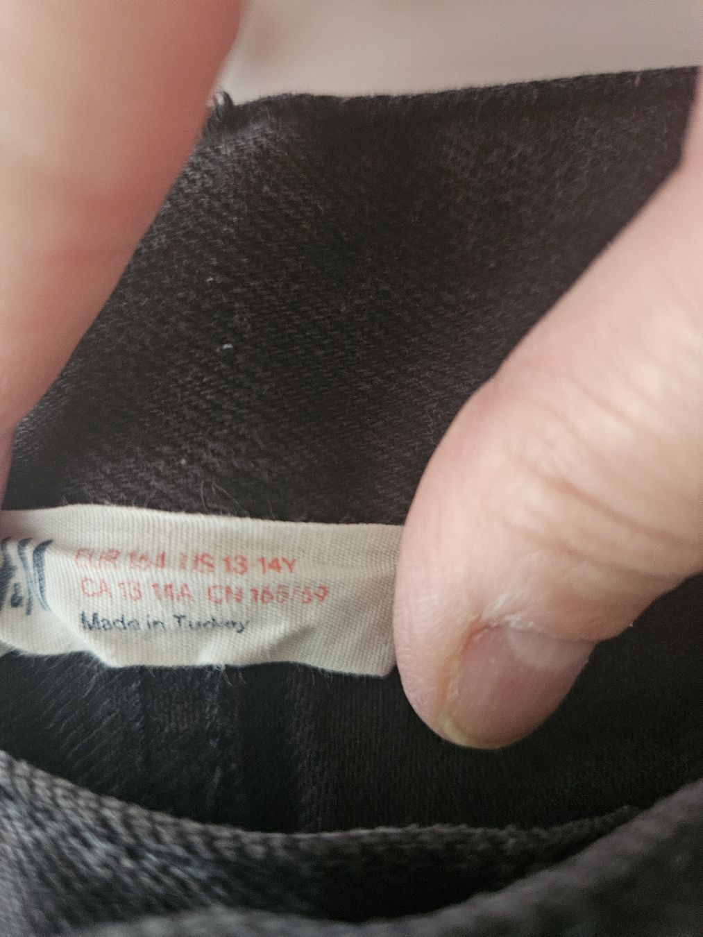 H&M Pantaloni: Jeans – Usato da Ostermundigen venduto da Msmash 2