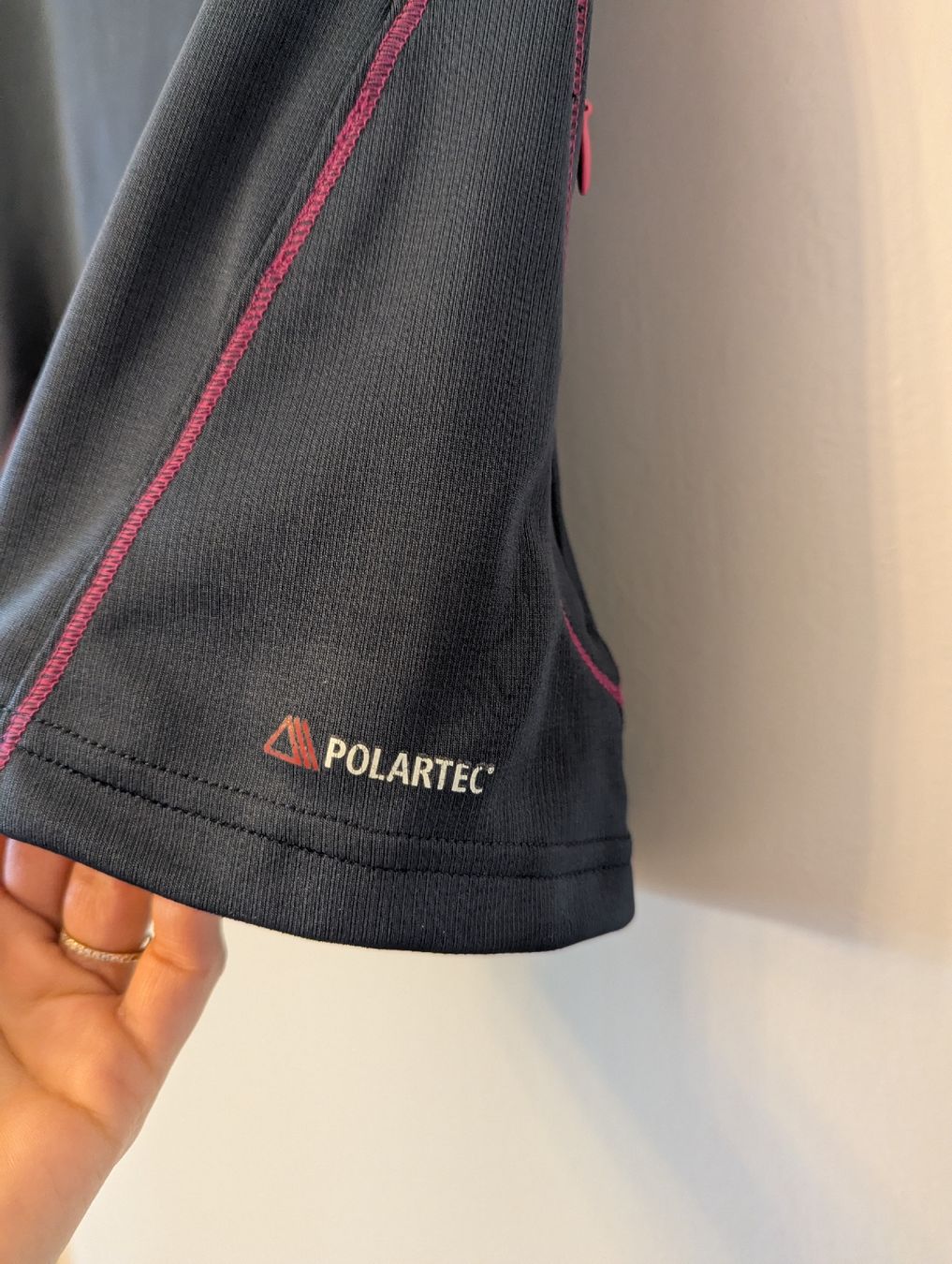 Scott Top: haut sport scott S – Nuovo (secondo la descrizione) da Montreux venduto da dem_gyt9 1