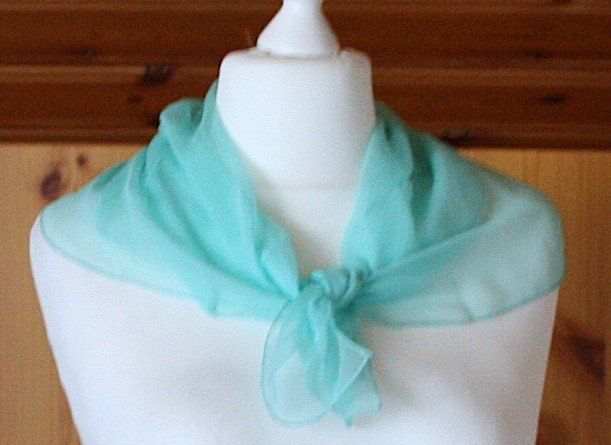 Foulard & Sciarpe: Schal Tuch türkis – Usato da Flüelen venduto da Diversicum-Textil 1