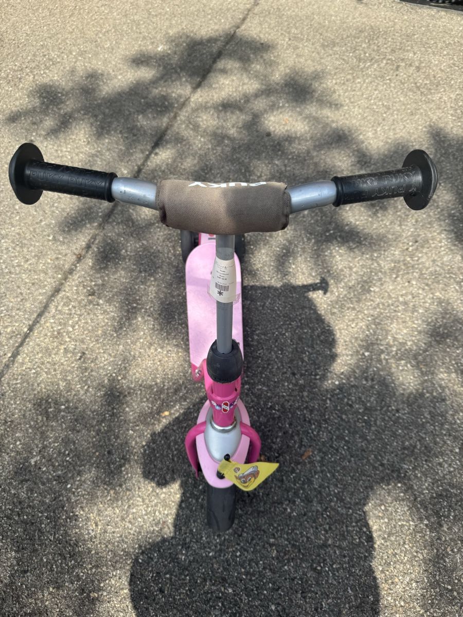Puky Véhicules pour enfants: Dreirad Roller Puky pink Kinderroller gebraucht – D'occasion à Zürich par oase69 1