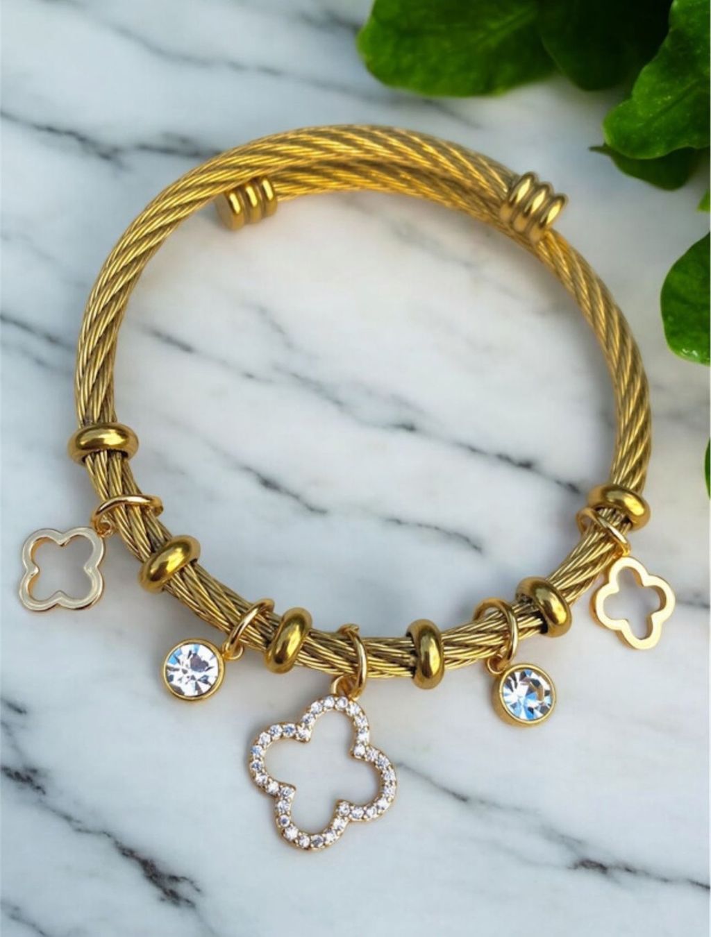 Bracciali & Braccialetti: Bracelet en acier inoxydable – Nuovo e nell'imballaggio originale da Châtel-St-Denis venduto da Montclair_Swiss