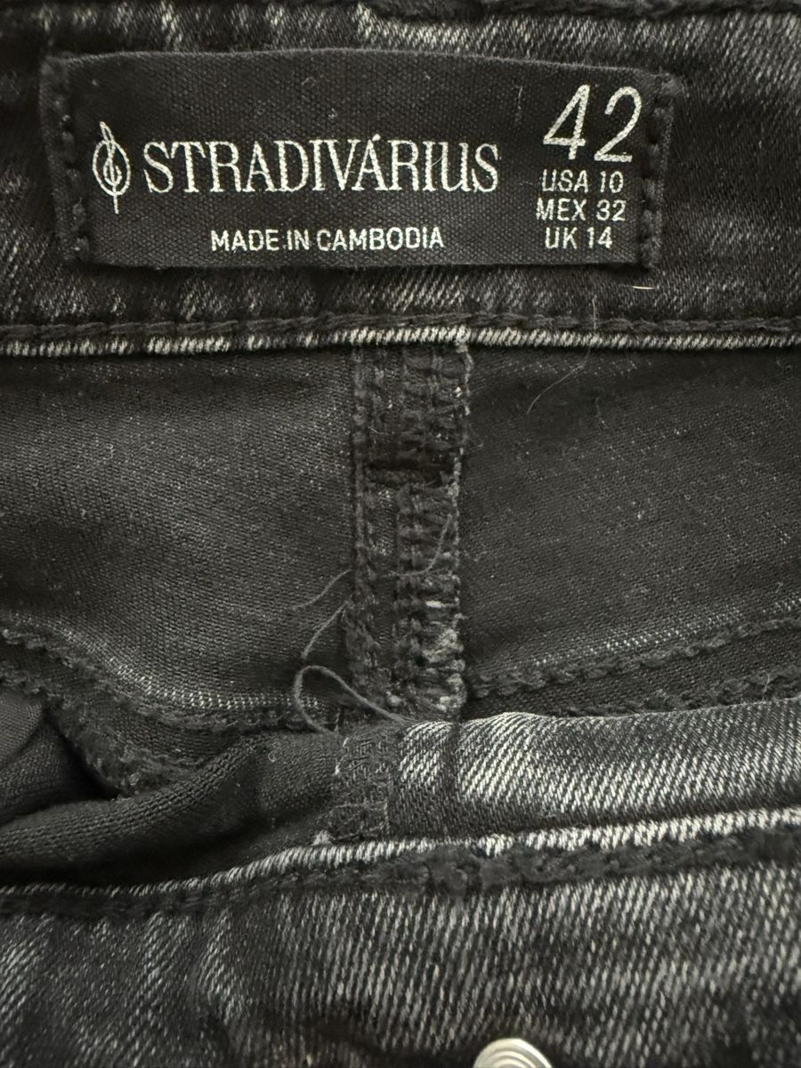 Jean noir Stradivarius taille 42 (Neuf (Voir description)) à