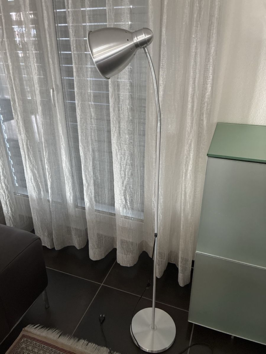 Ikea Lampade: Stehlampe/ IKEA – Usato da Stachen venduto da HampiD 1