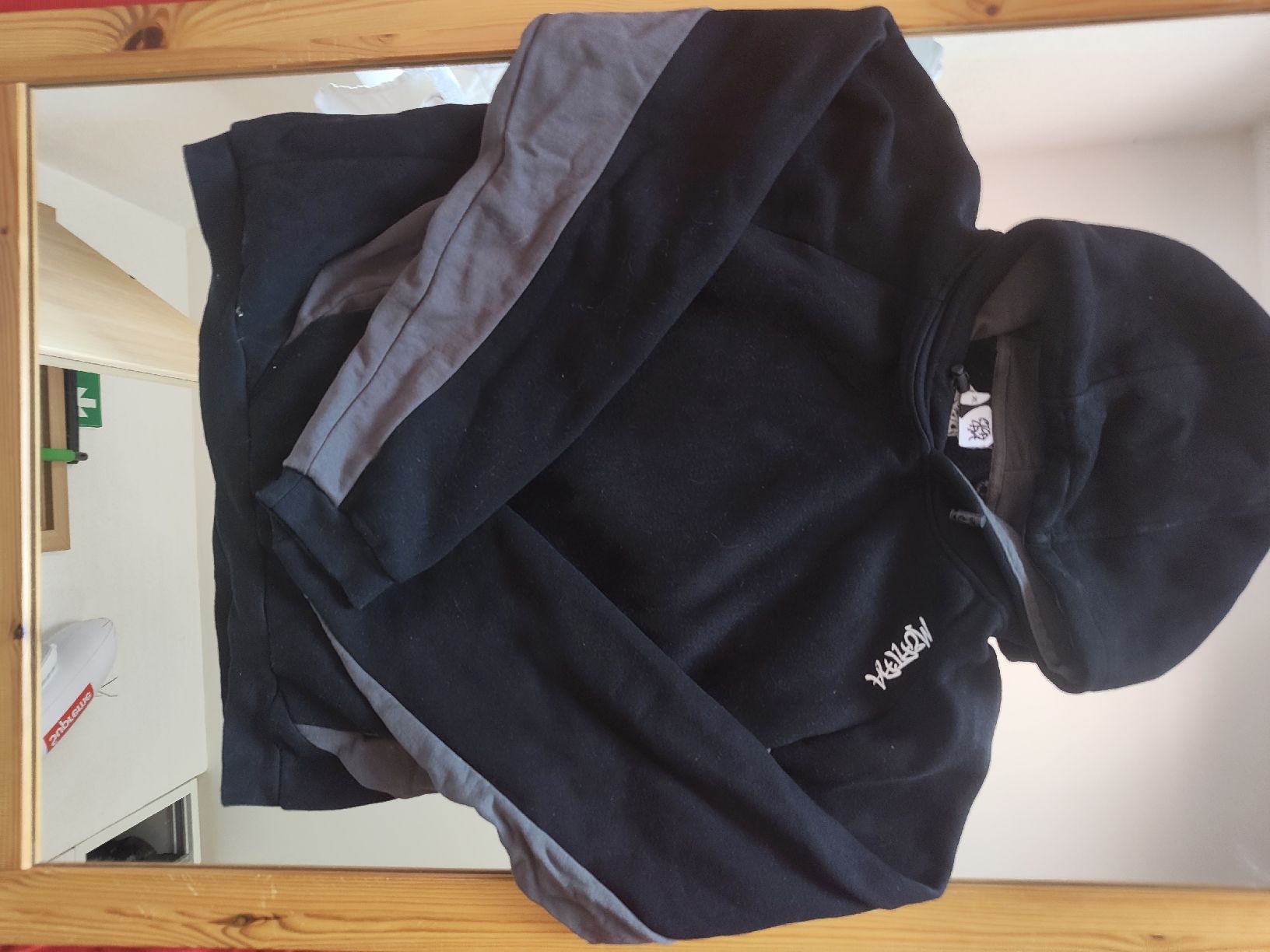 Kleiderpakete: Ensemble Mertra noir taille XL – Gebraucht aus Domdidier von witzis