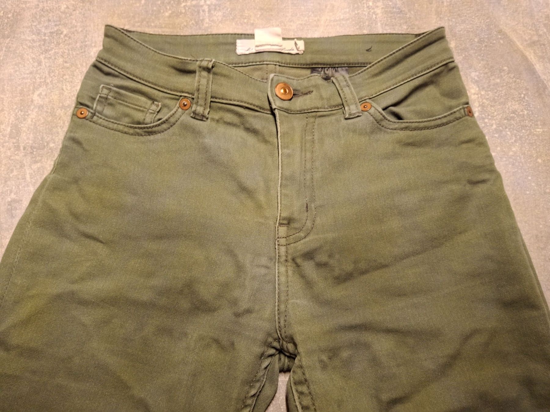 Pantaloni: Pantalon vert olive taille 34 marque LOGG – Usato da Villiers venduto da san_jn5w 2