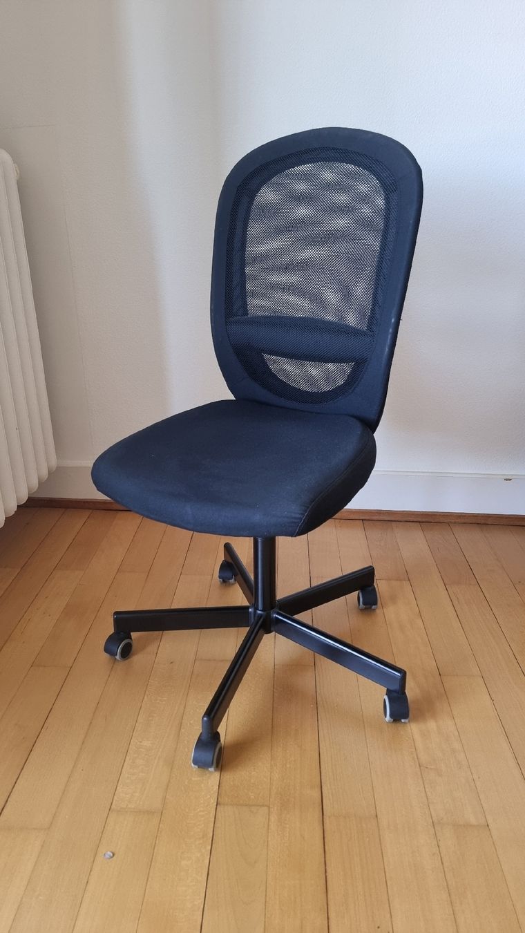 Ikea Sedie: Bürostuhl schwarz  – Usato da Zürich venduto da xXLenarduzziXx