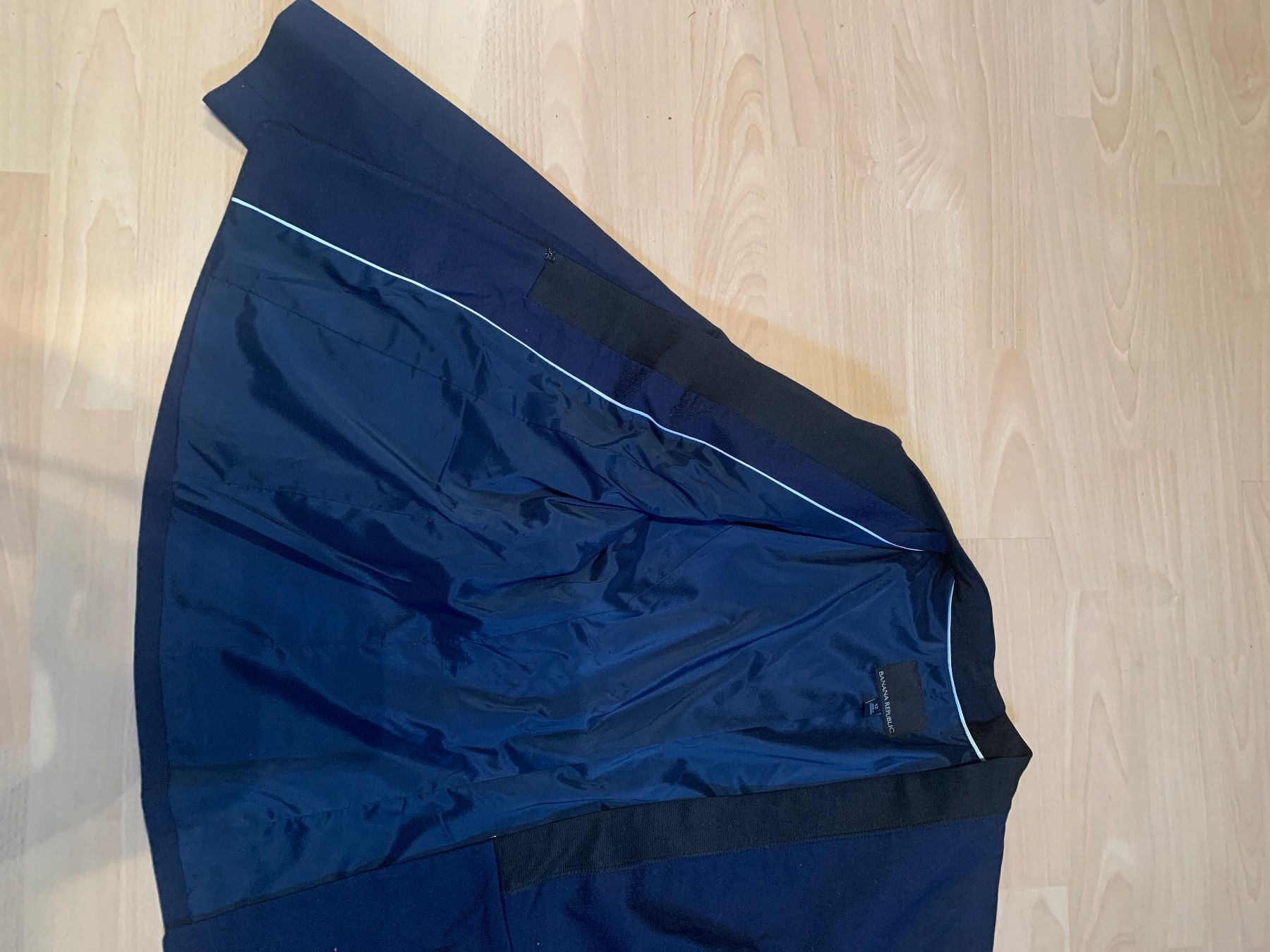 Banana Republic Giacche: Banana Republic Blazer dunkelblau – Usato da Wohlen AG venduto da Lunas_Closet 6