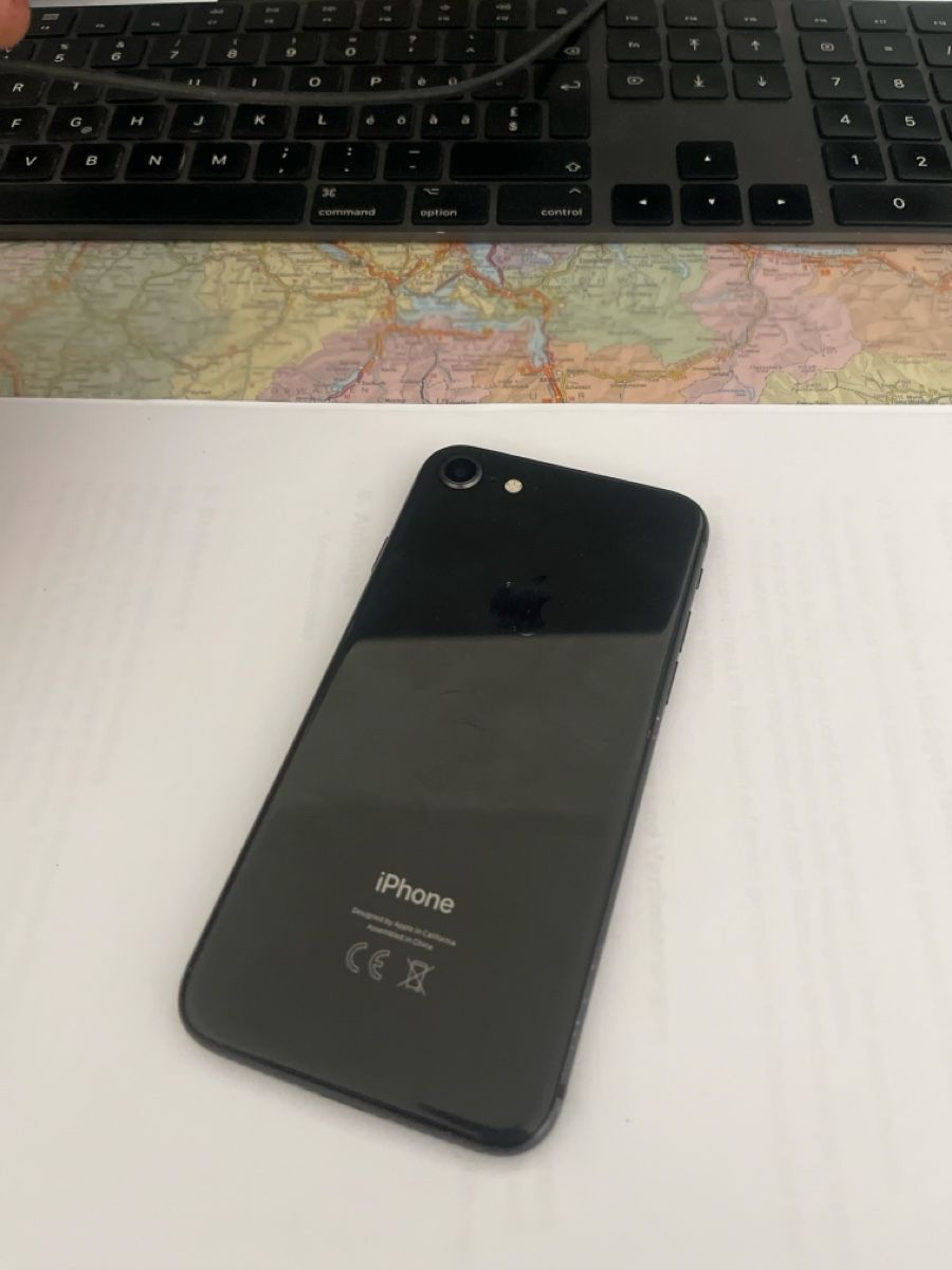 Apple Telefoni cellulari / Smartphones: Apple iPhone 8 schwarz gebraucht – Difettoso da Alberswil venduto da Giuwanot 1