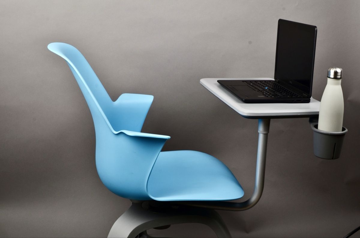 Steelcase Chaises: Steelcase Node Chair mit Schreibfläche & Rollen – D'occasion à Steffisburg par com_tg29 6