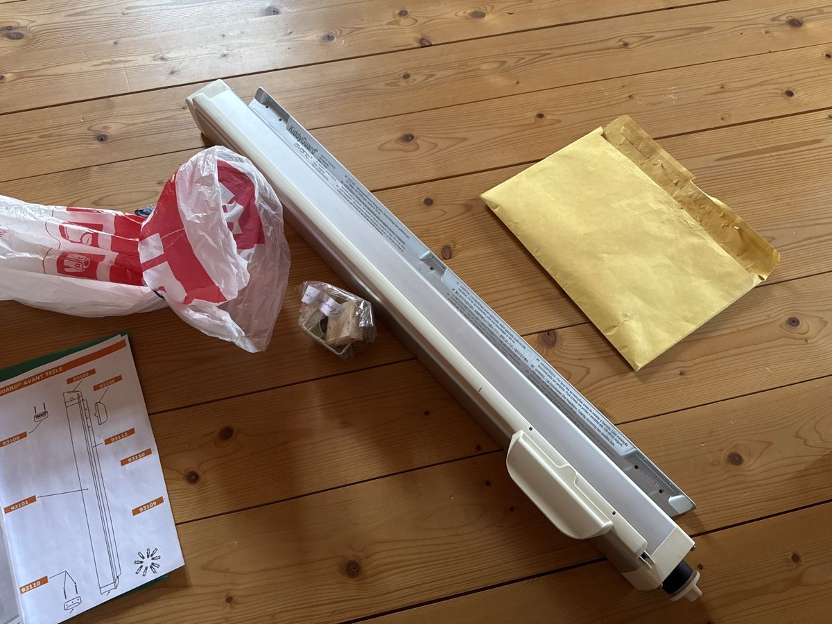 Tutto per la sicurezza: Rollo Treppenschutzgitter Kiddyguard Avant weiss – Usato da Lyss venduto da aschempp